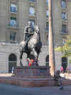 EstatuaValdivia.JPG (125349 bytes)